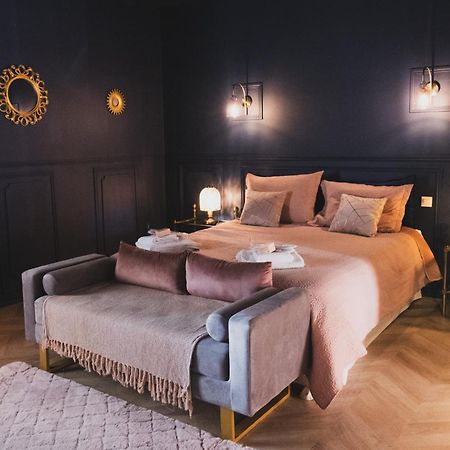 Maison D'Hotes De Charme "La Belle Dame Sans Regrets" Talairan ภายนอก รูปภาพ